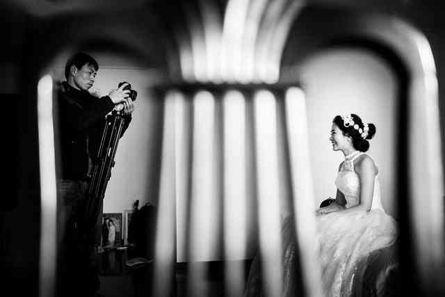 婚礼摄影自然光运用技巧