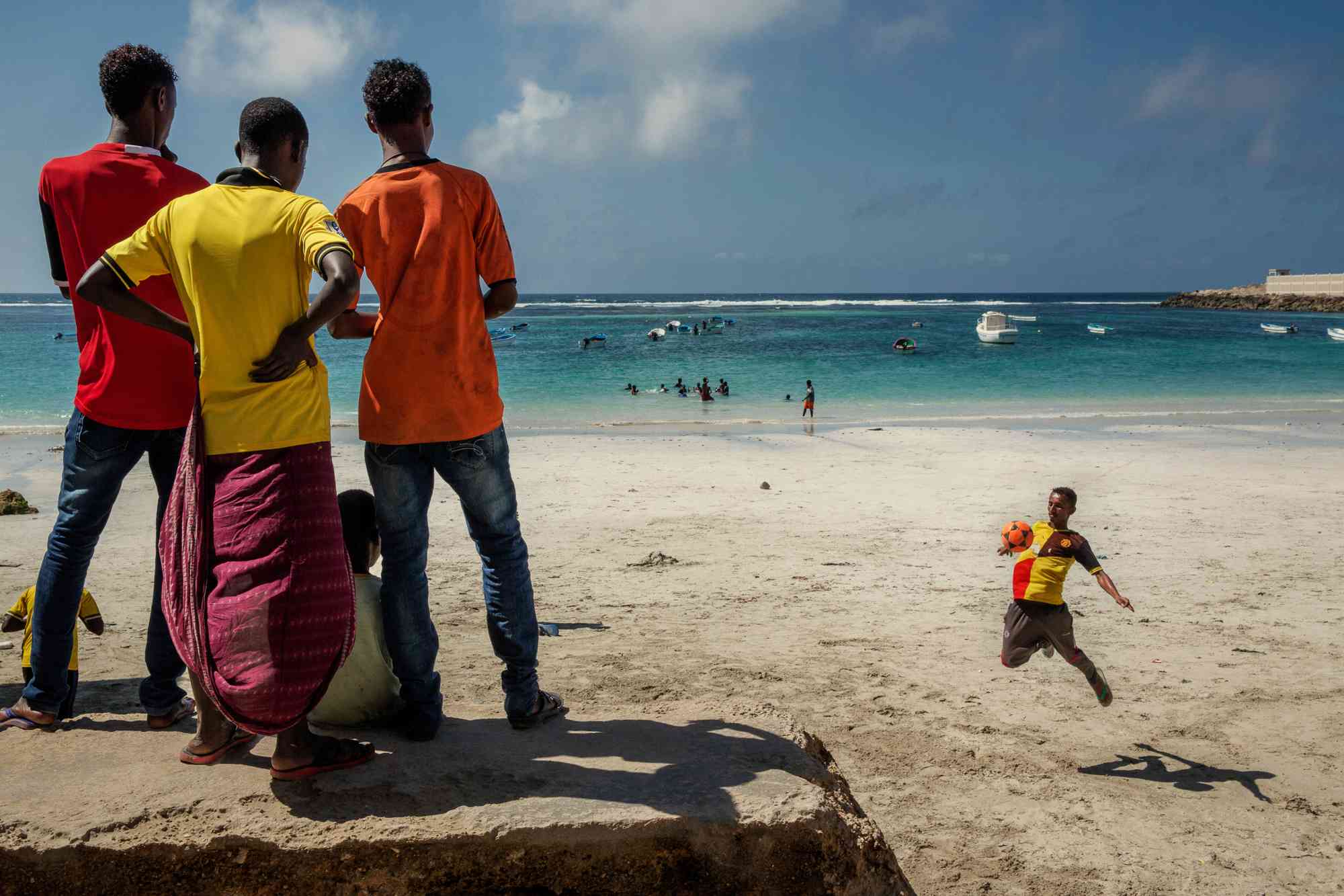 战乱后的浴火重生 在艰辛中生存的索马里